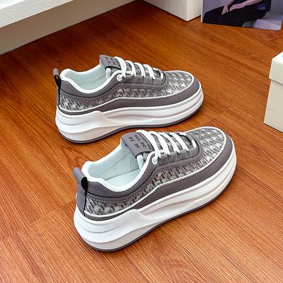 Women's Fashion Sneakers Outdoor Anti Slip Lace-Up Faux Leather Running Shoes Lightweight Breathable Skateboarding Walking Flat Shoes for Female