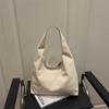 Einfache Textur trendige Damen-Tragetasche Herbst und Winter neue Tasche Mode lässige Persönlichkeit Schultertasche