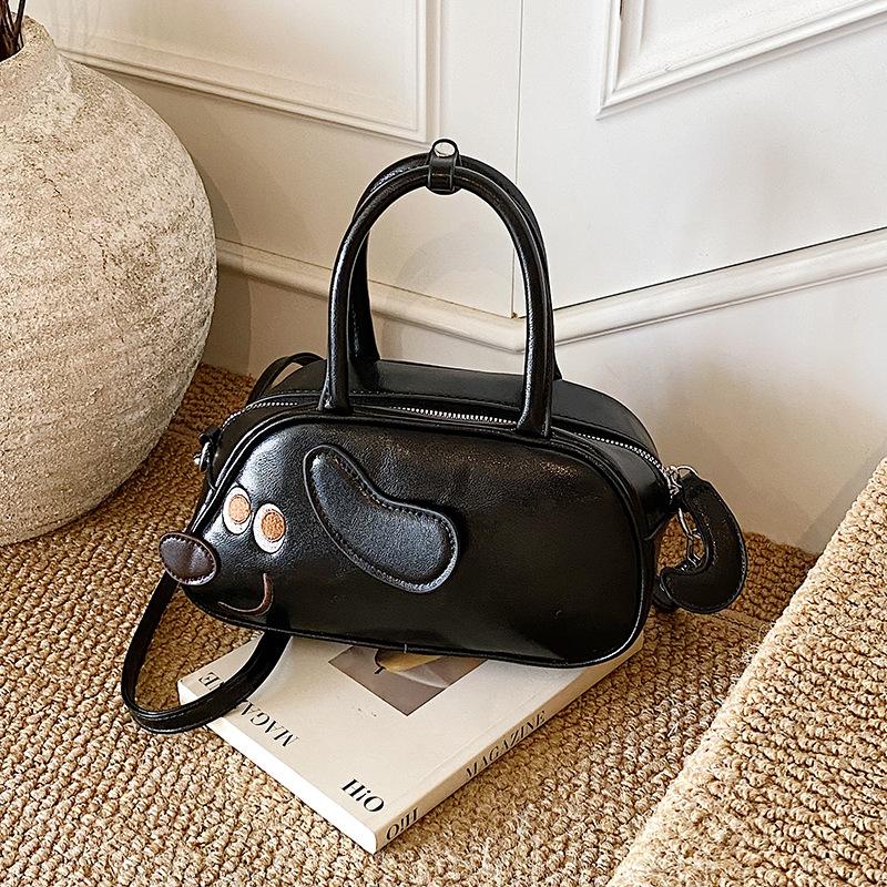 

New autumn and winter dachshund dog bag retro fashion handbag messenger bag baguette underarm bag commuter shoulder bag чёрный