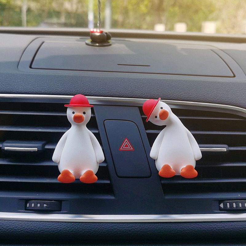 Auto Perfume Aromatherapy Cute Cheering Duck Head Tilt Duck Air Conditioner Air Outlet Clip Car Interior Ornaments Ins Fragrant Stone