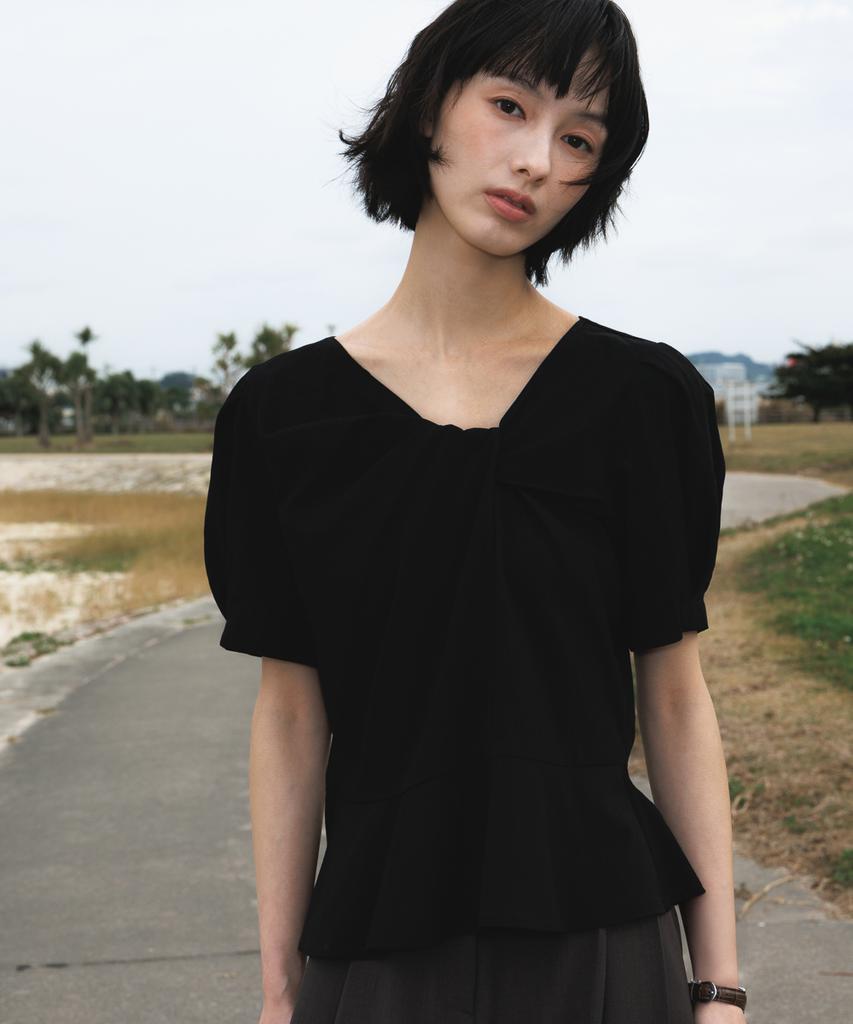 DEHEVE Unbalanced Twist Blouse [Black]
