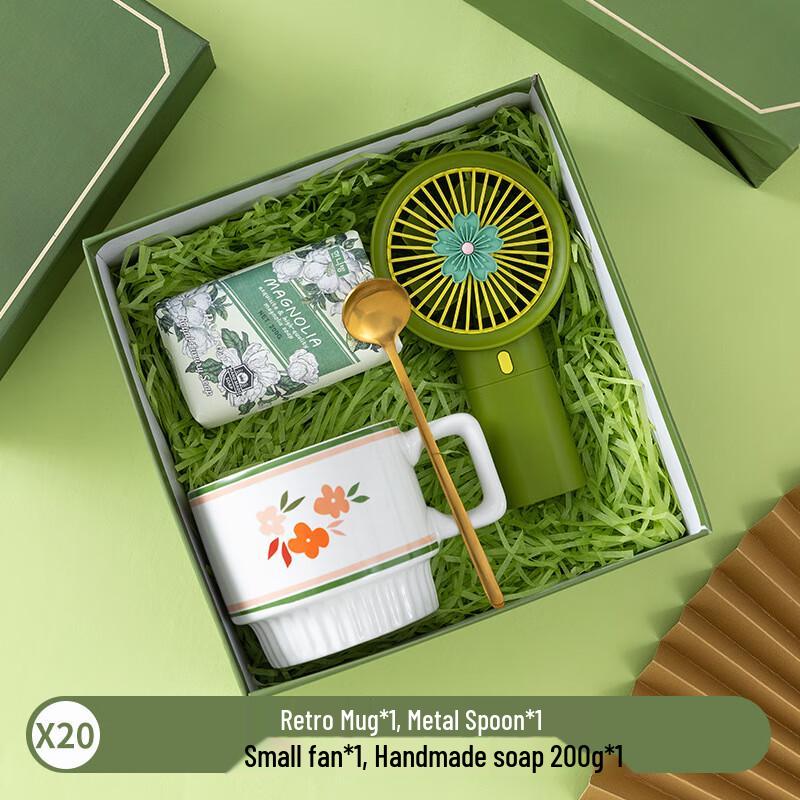 Holiday Gift Set with Mug and Fan