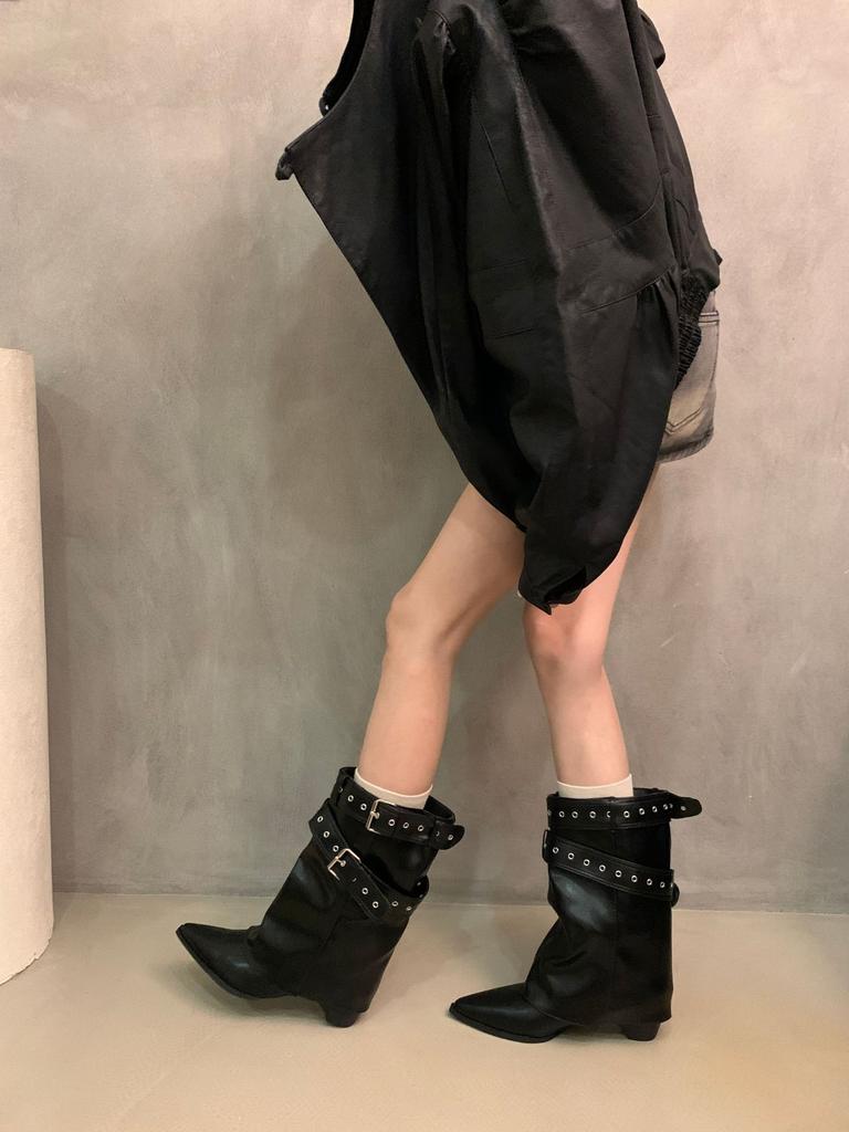American Spice Girls Belt Buckle Pants Boots Short Boots Women's Boots 2025 Early Autumn New Niche Design Short Boots Western Boots
