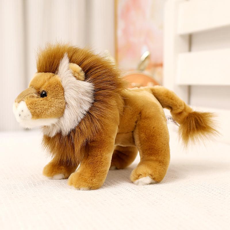 Koning van de Jungle Woeste Leeuw Knuffel Zacht Pluche Dier Leeuw Emulatie Witte Leeuw Pluche Poppen Jongenscadeau M-about 25cm