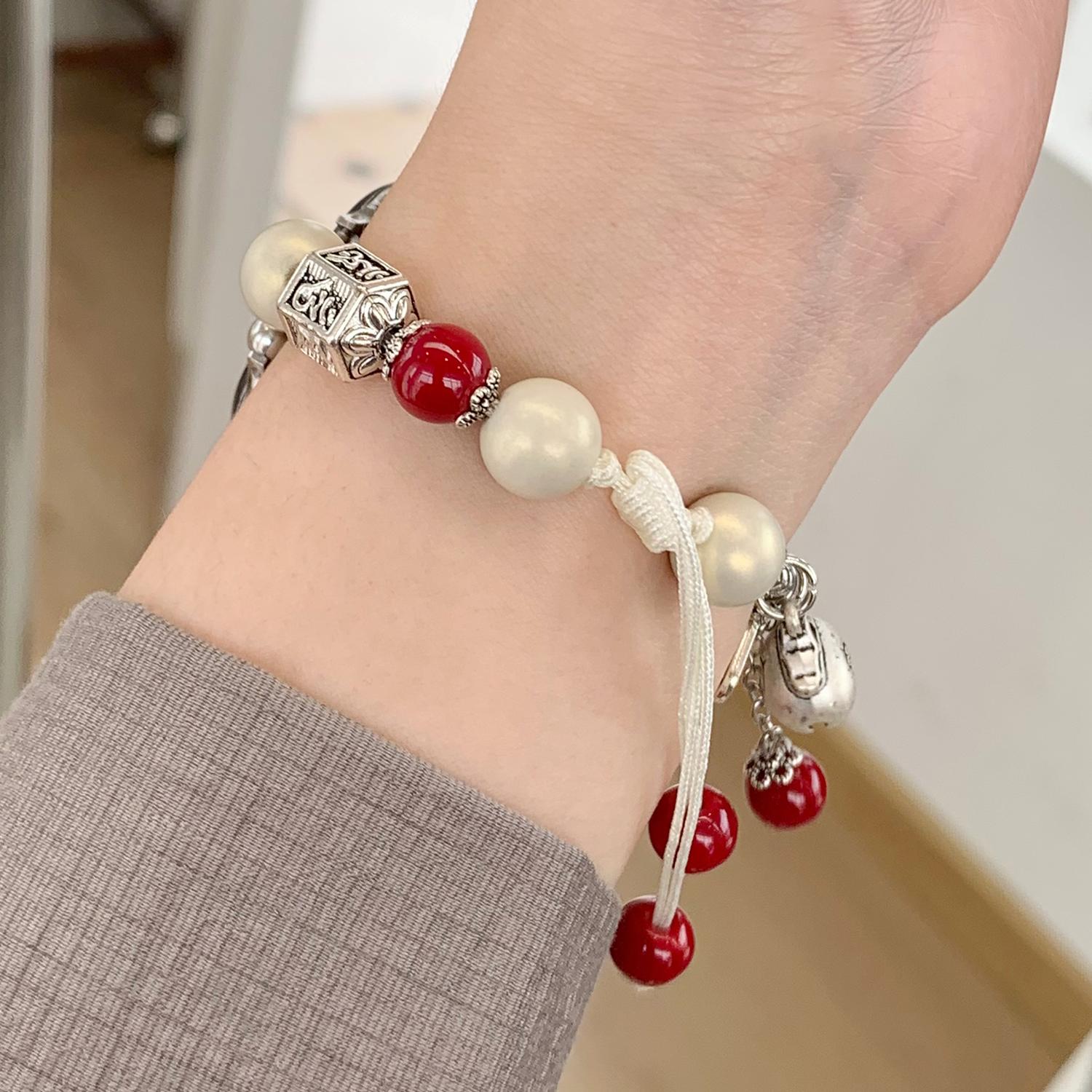 

For Apple Watch 10 46mm/Ultra 2/Ultra 49mm/9 8 7 45mm/SE (2023) SE (2022) SE 6 5 4 44mm/3 2 1 42mm Artificial Pearl Strap White/2-Chain
