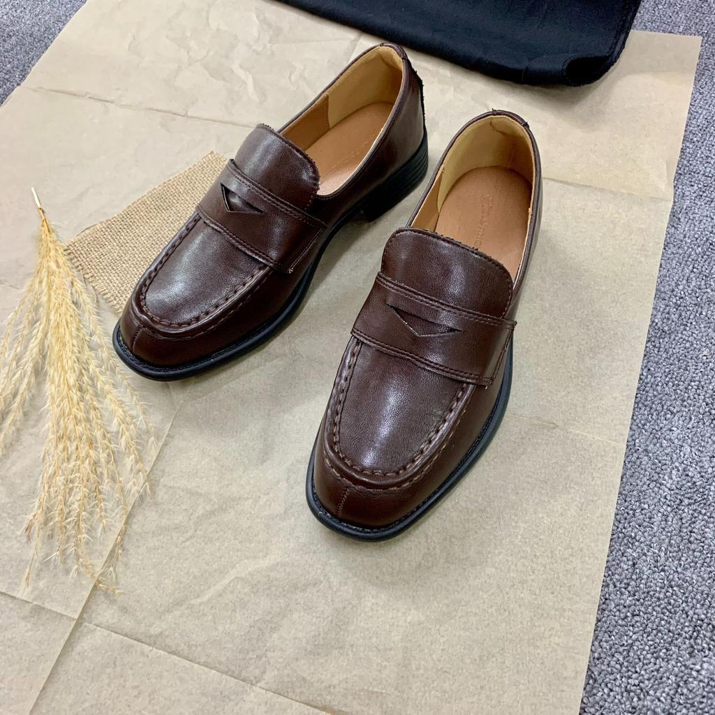 Wang Xiaodu has the same Persian desert retro leather one-pedal loafers for women's new handmade small leather shoes and single shoes.