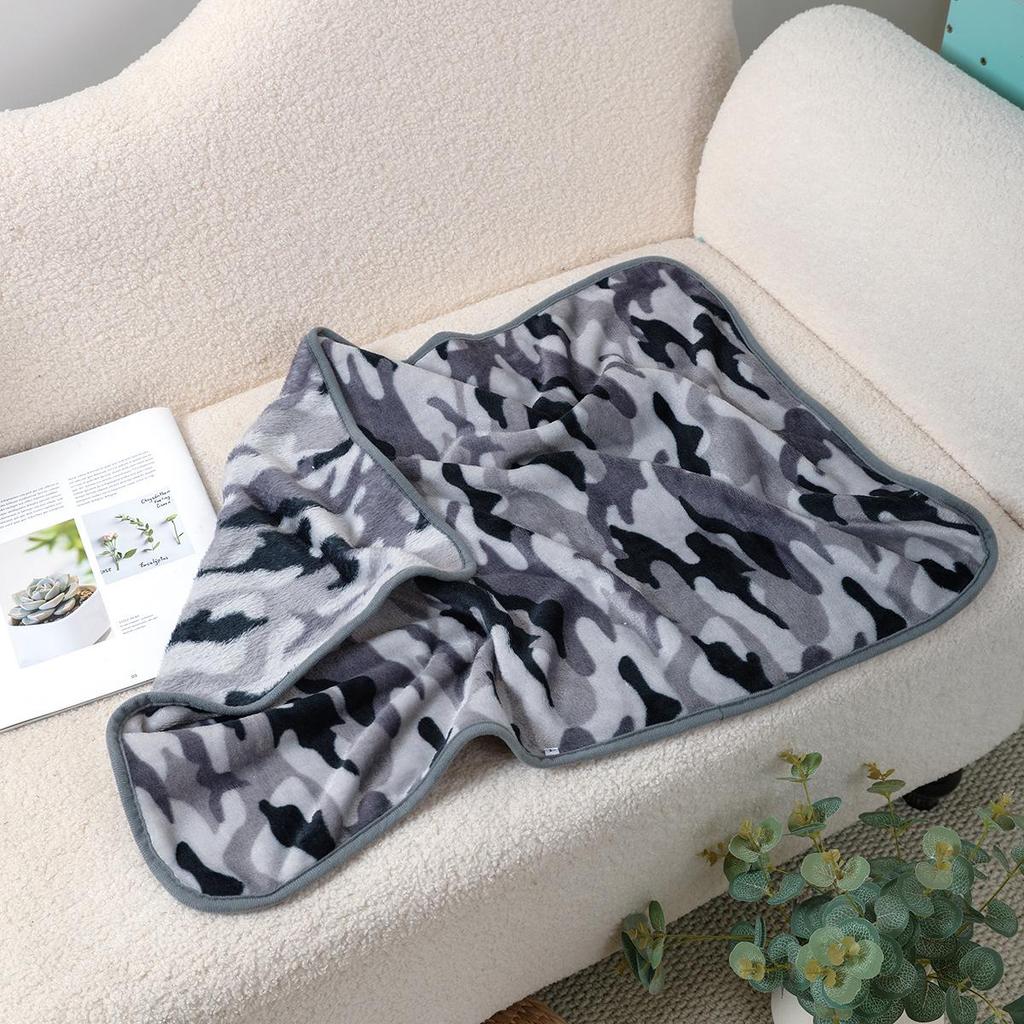 Pet Mats & Blankets: Thick Coral Fleece for Dogs & Cats