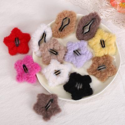 1/2/4 pezzi Dolci Mollette per Capelli a Stella di Peluche BB per Donne Ragazze Fermagli per Capelli Carini Soffici Frangia Laterale Barrette Accessori per Capelli Y2K