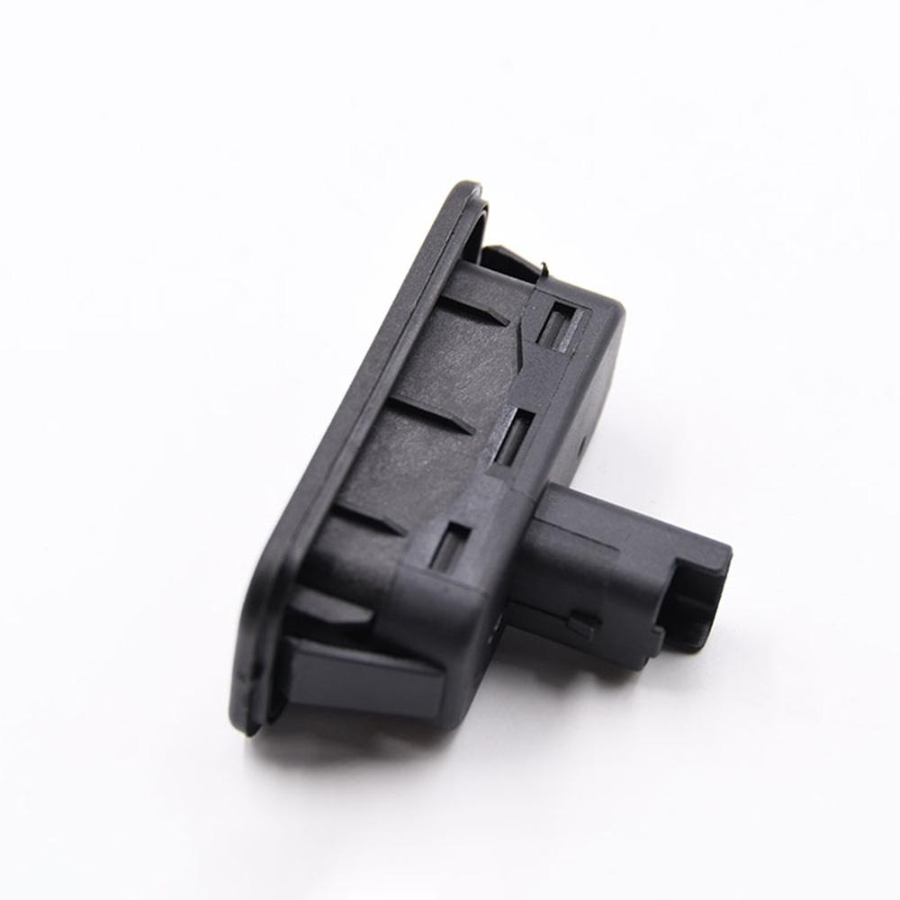 12V 2-Pin Tailgate Switch Renault Clio Megane