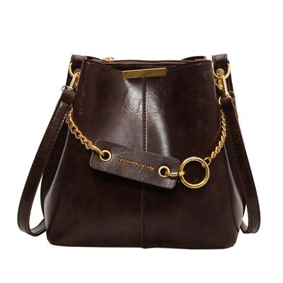 Bolsa Feminina de Couro da Moda Feminina 2025 Designer de Luxo Textura High-end Versátil Transversal Ombro Retrô Mensageiro para Trabalho