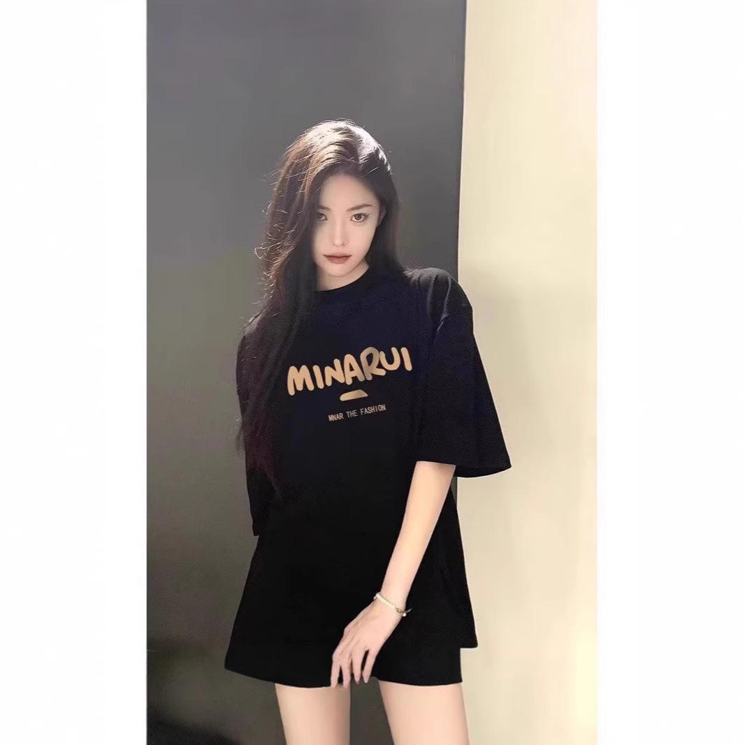 

Women s Loose Fit Mid-Length White T-Shirt for Summer/Spring 2025 Medium чорний