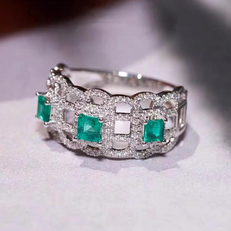 Trend Silver Fashion Hollow Inlaid with Full Diamonds Rings for Women Exquisite Small Square Emerald Ring Wedding Jewelry