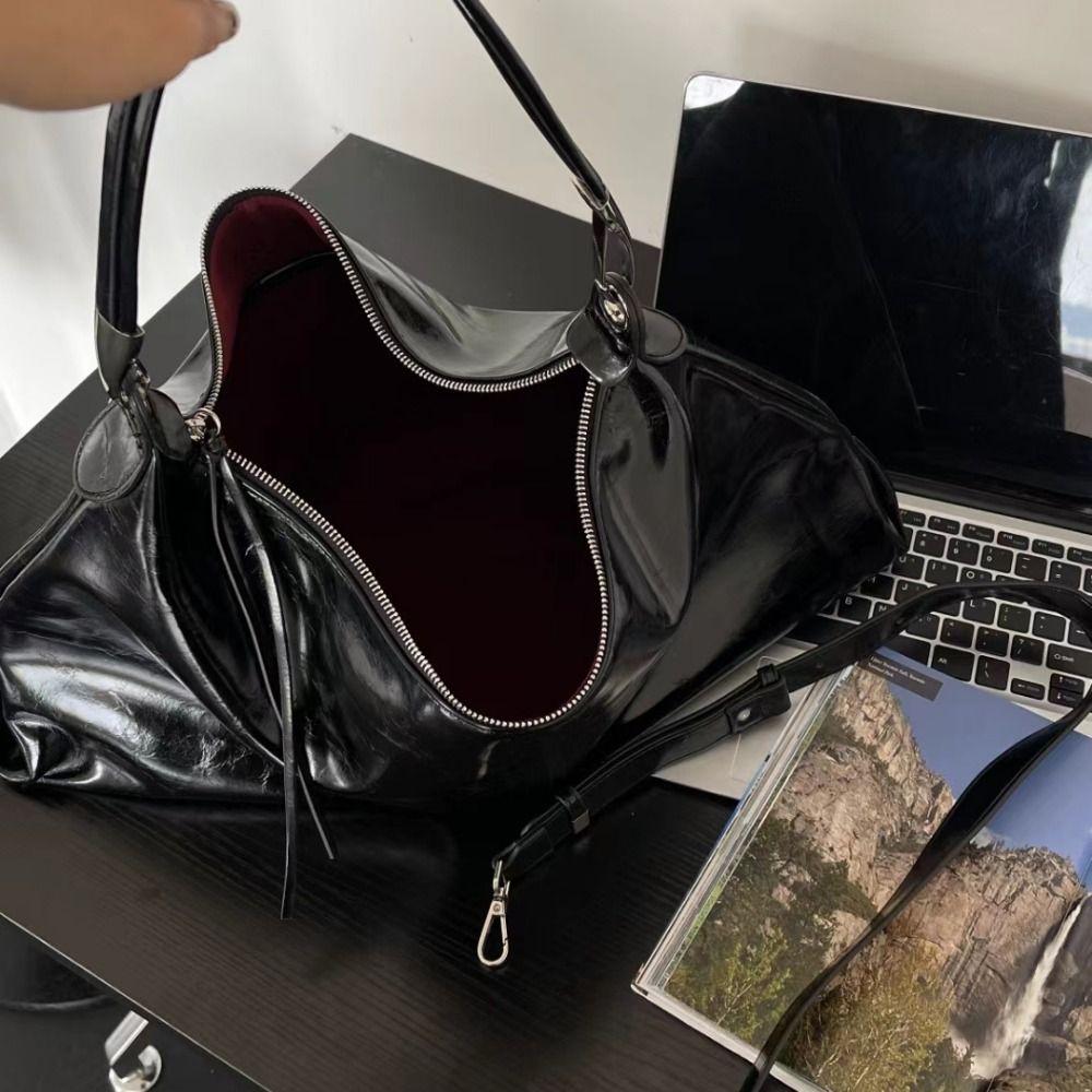 Women Fashion Oil Wax Leather Cross-body Messenger Bag Versatile Large Capacity Shoulder Bags Elegant Luxury Design Tote Bag