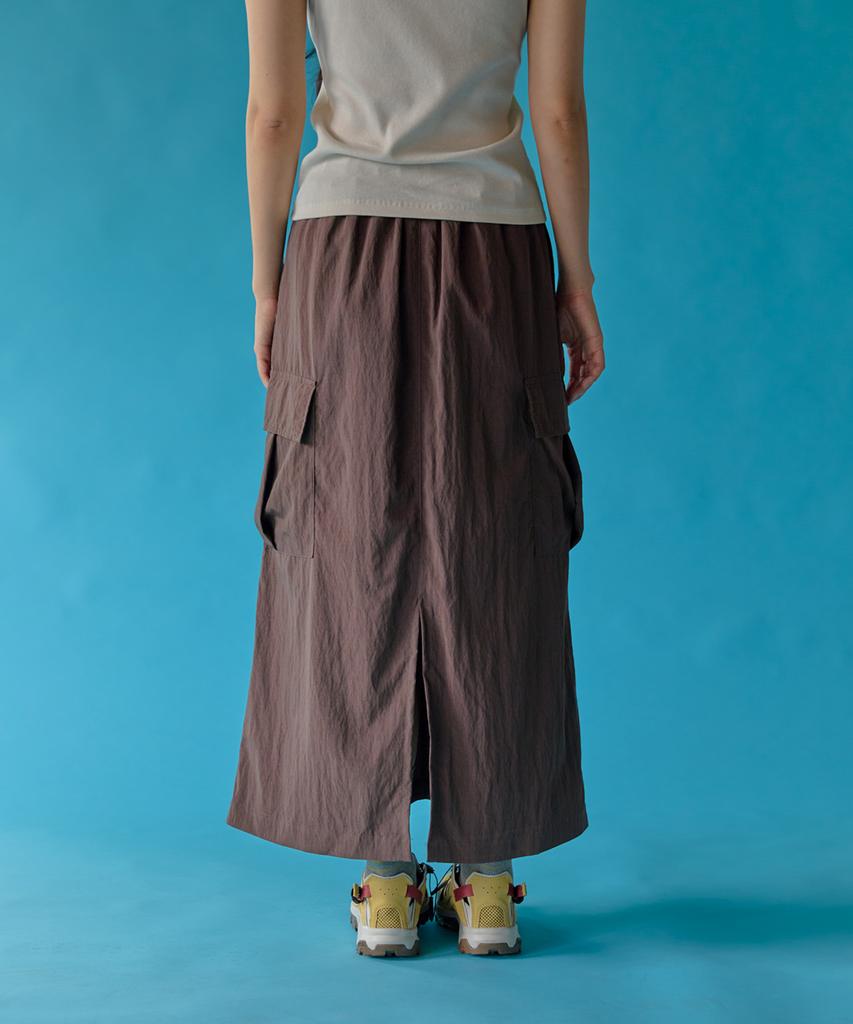 Peulleoti Tape Point Cargo Skirt (Brown)