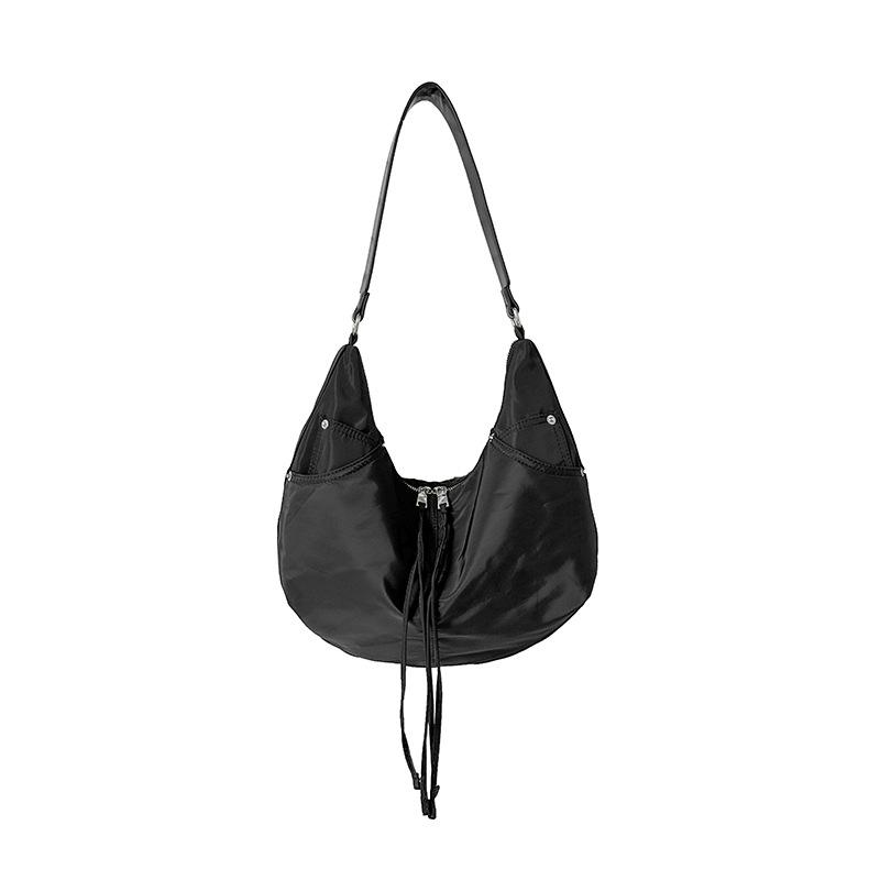 Korean Version Nylon Dumpling Bag for Women in Spring, Versatile and Lazy Style Commuting Shoulder Bag, Large Capacity Casual Armpit Bag