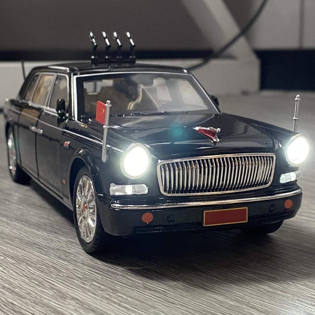 1:24 HONG QI L5 CA770 High End Cars Alloy Metal Diecast Model Car Sound And Light Pull Back Children Toy Cars Hobby Collectibles