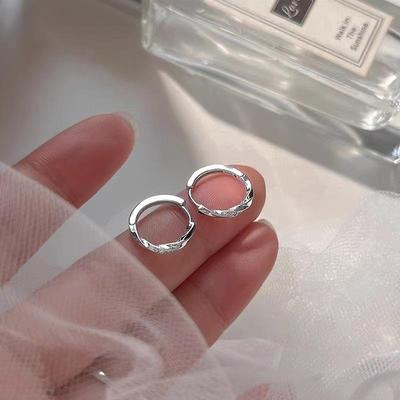 2024 Women's High-End Diamond-Set Hoop Earrings: Niche Design, Ear-Piercing and Cuff Style