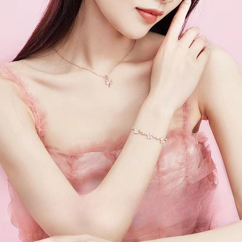 Cat's Eye Stone Four-leaf Clover Pink Crystal Necklace Set for Girls To Give Girlfriend Valentine's Day Birthday Gift