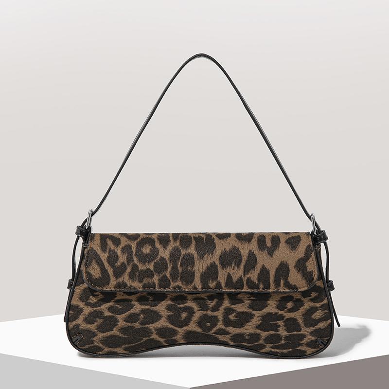 Classic Fashi Retro Shoulder Bag, Niche High-end Underarm Women's Bag, Lightweight and Elegant, Suitable for Commuting