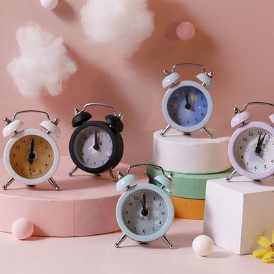 Retro Quartz Home Decor Battery Operated Home Decor Bedside Clocks Number Clock Alarm Clock