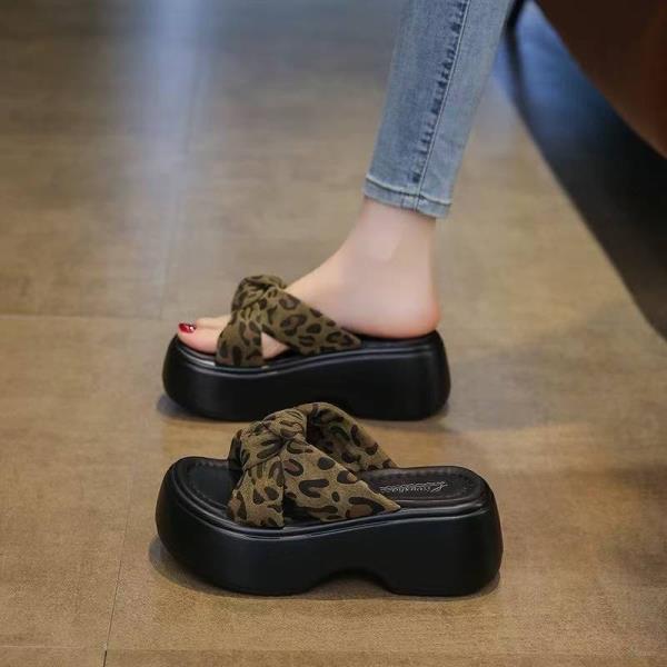 Fashion Female Shoes Womens Slippers Outdoor Slides Platform 2025 Shoes Woman 2025 House Slippers Platform Pantofle New