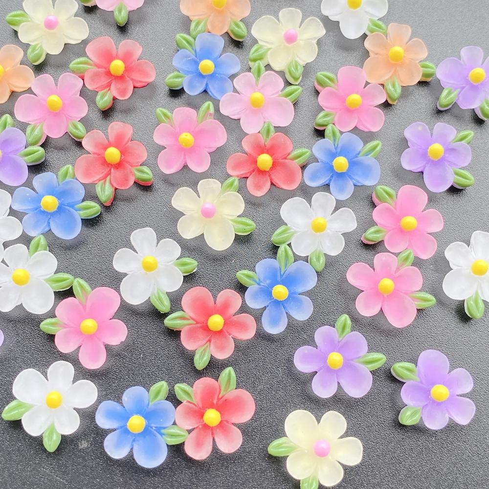 50Pcs Cute Cartoon Mini Colored Flowers and Leaves Nail Art Resin Designer Charms DIY Craft For Nail 3D Decorations Jewelry