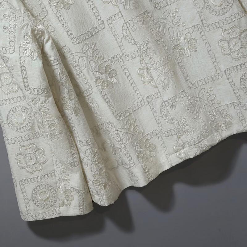 Cypress Women's New Chinese Style Linen Embroidered Jacket