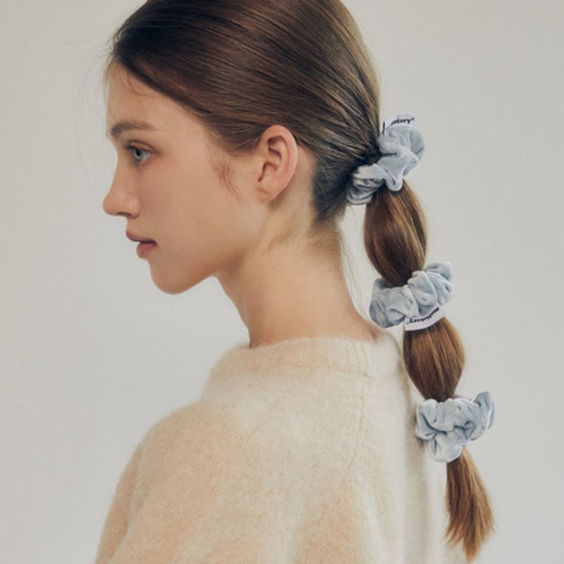 Mellotory Mini Velvet Scrunchie (sky Blue)
