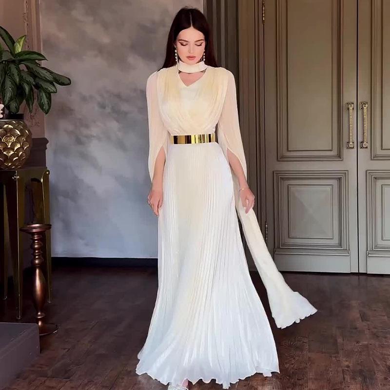 Rochie de seară elegantă cu decolteu în V, cu inserții de plasă, cu talie înaltă, toamnă 2024, pentru femei