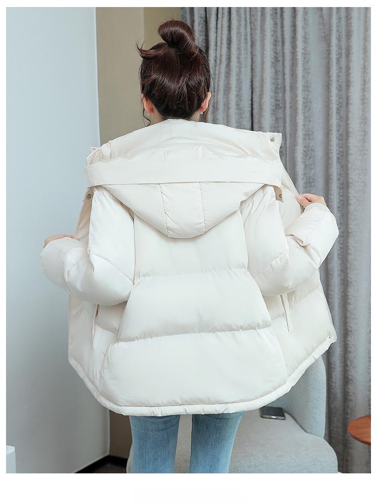 Damejakke Vinter Kvinnelig Liten Størrelse Brødklær Komfortable og Ungdommelige Løse Tykke Korte Seksjoner Bomullskåpe Kvinnelig Yttertøyskåper