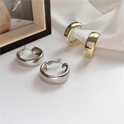Minimalist European & American Large Metal Circle Mirror Earrings for Women