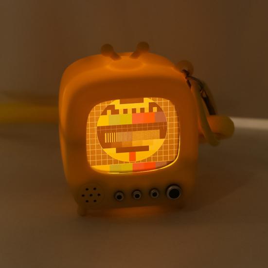 Chaveiro Micro TV Retrô Tela Luminosa Design Vintage Chaveiro com Efeitos Sonoros Clássicos Acessórios para Mochila