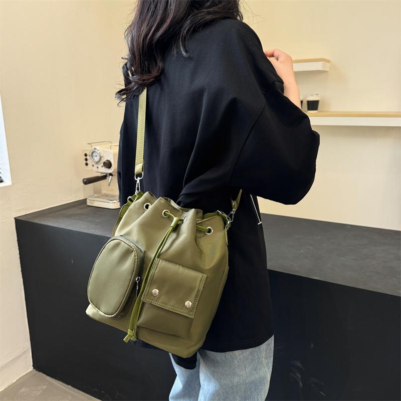 Women's drawstring bucket bag, large capacity shoulder bag, travel, leisure, cross-body bag