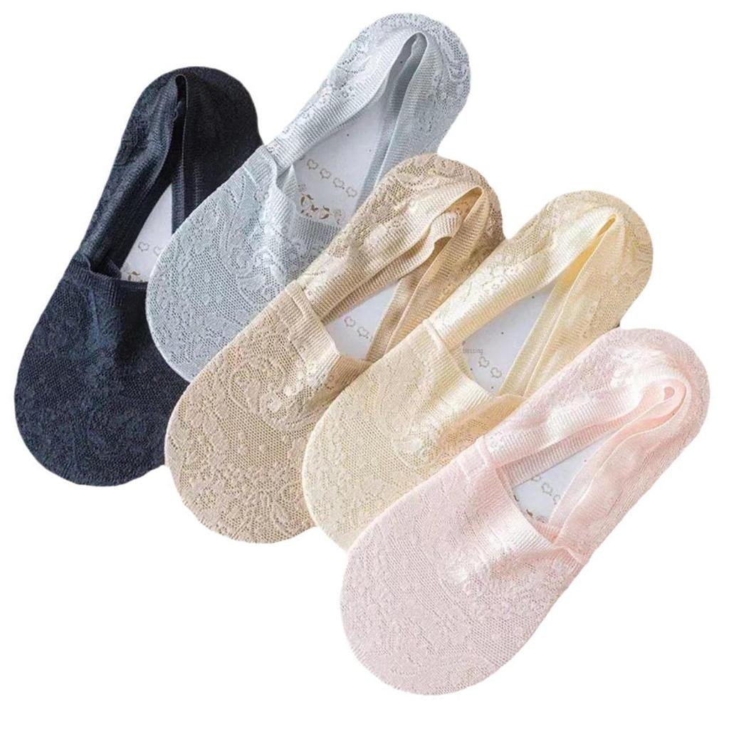 New Summer Women's Lace Boat Socks with Silicone Grip, Breathable Mesh Design and Invisible Finish.