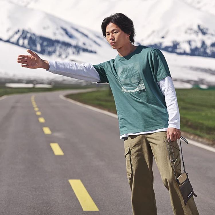 Timberland Koszulka męska z dużym logo, codzienna, slim fit, oddychająca, z okrągłym dekoltem, niebiesko-zielona A61XY-CL6