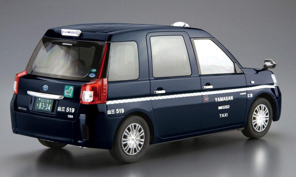 Aoshima Bunka Kyozai The Model Car Series SP Toyota NTP10 JPN Taxi 2017 Checkered Cab Specification Plastic Model 1/24