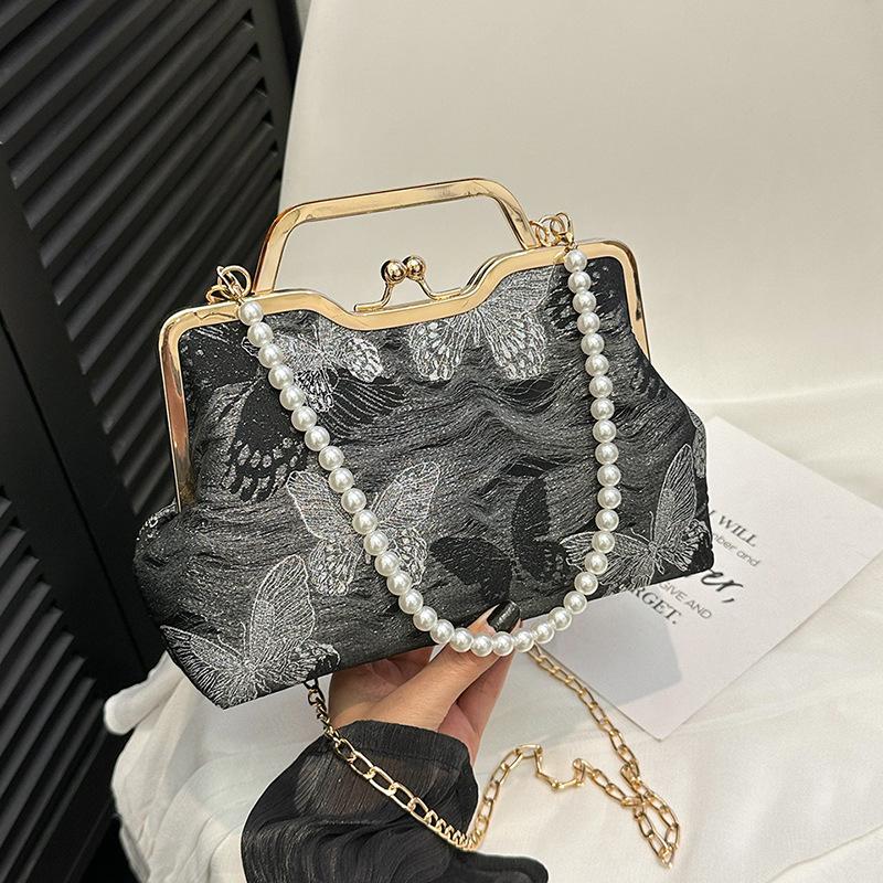 

Super Popular New Chinese Embroidery Bag, Summer Versatile Chain Crossbody Bag, Chinese Style Hanfu Mouth Gold Bag срібний