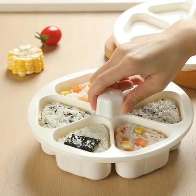 DIY Sushi Mold Lunch Triangle Rice Ball Lunch Box Onion Rice Ball Food Press Triangle Sushi Making Mold Outdoor Tableware