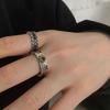 Fashionable Green Retro Zircon Ring For Women With Unique Doodled Design And Adjustable Fit