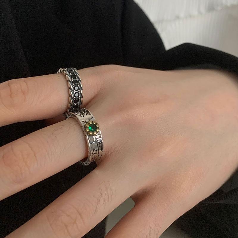 Fashionable Green Retro Zircon Ring For Women With Unique Doodled Design And Adjustable Fit