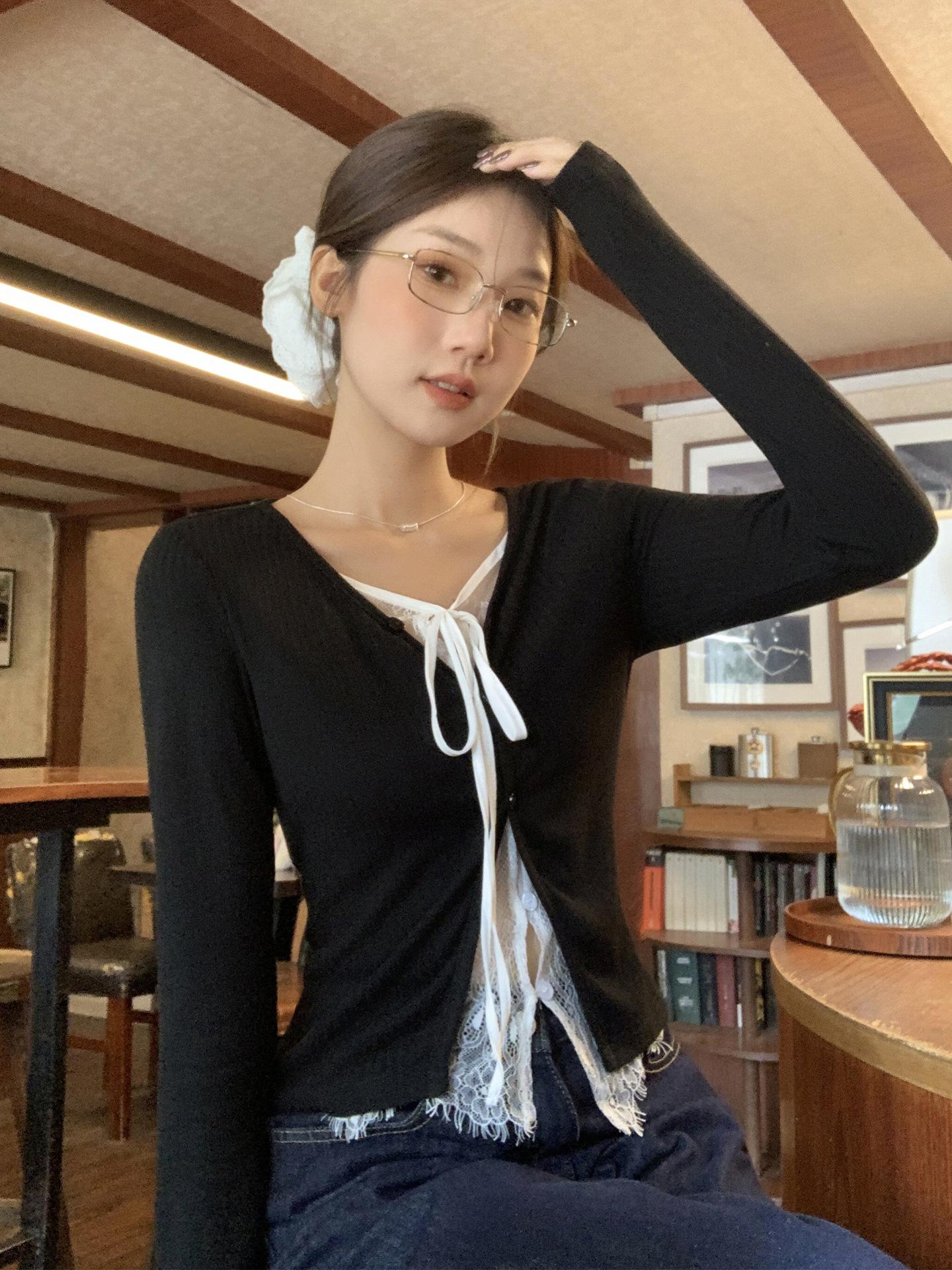 

Korean ins lace splicing fake two-piece button cardigan long-sleeved T-shirt women s autumn new design niche top S чёрный