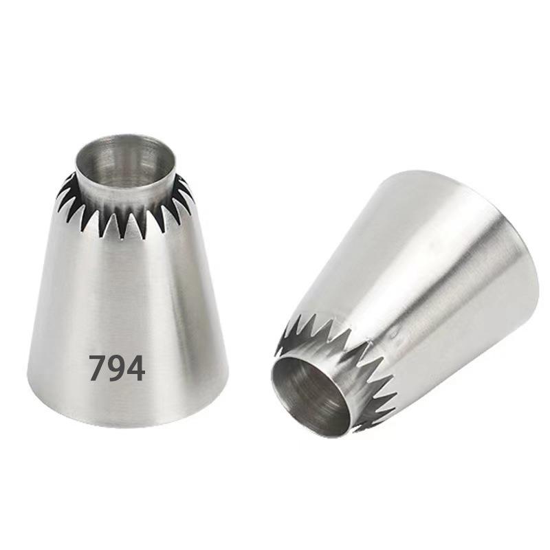 Stainless Steel Icing Piping Nozzle Cream Cake Decorating Pastry Tip Fondant Cake Tools Baking
