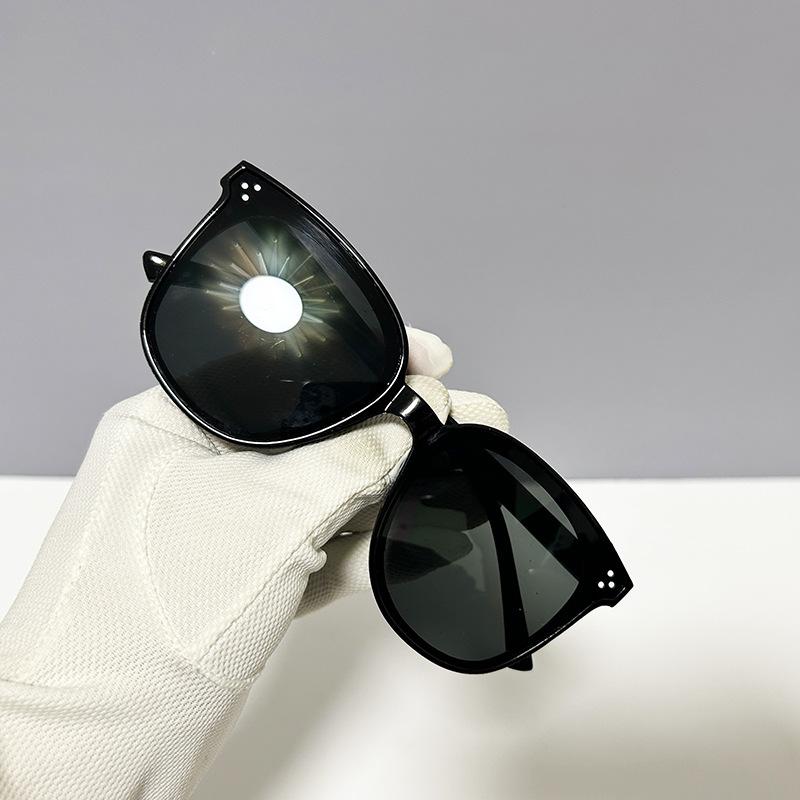 Ochelari de Soare Fashion Brand V G Bărbați Platformă Micro-Business Drenaj Ochelari de Soare Pătrați Mici Trei Puncte Femei