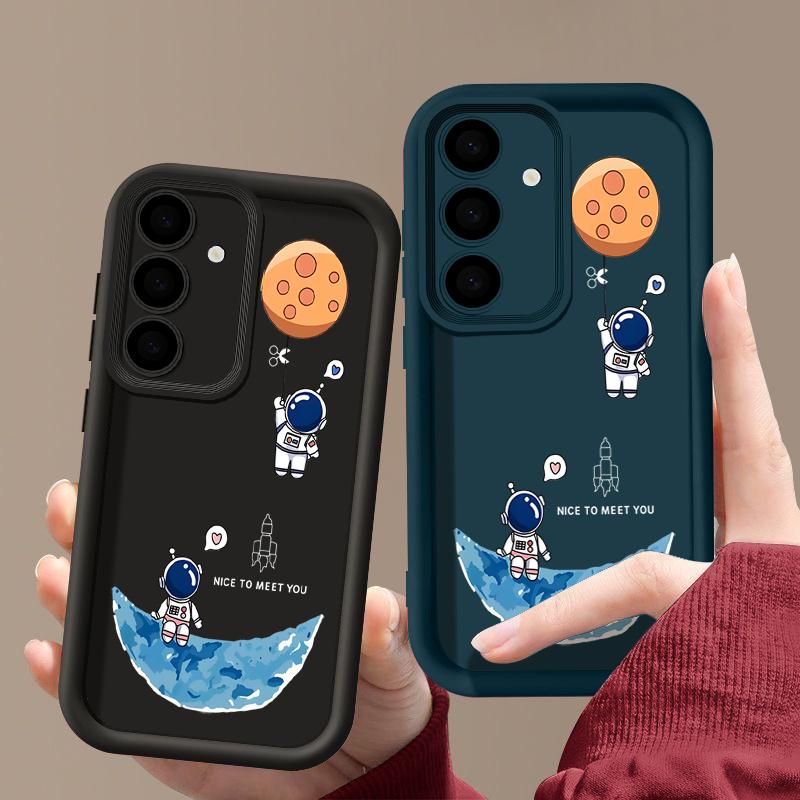 Cartoon Astronaut Pattern Matte TPU Case For Samsung S25 Edge S24 FE S23 Ultra S22 A56 A36 A26 A16 A15 A55 A35 Soft Shockproof Anti-Fall Phone Cover