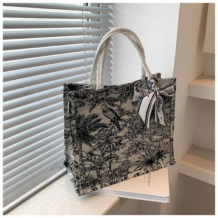 2024 Ladies Shopping Bag Women's Versatile Shoulder Bag Handbag Fashion Commuter Tote Bag Women's Student Bag Purses and Handbag