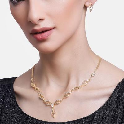 Stylish Tulip Necklace with Matte Gold and American Diamonds and CZ In Tulip Stripe