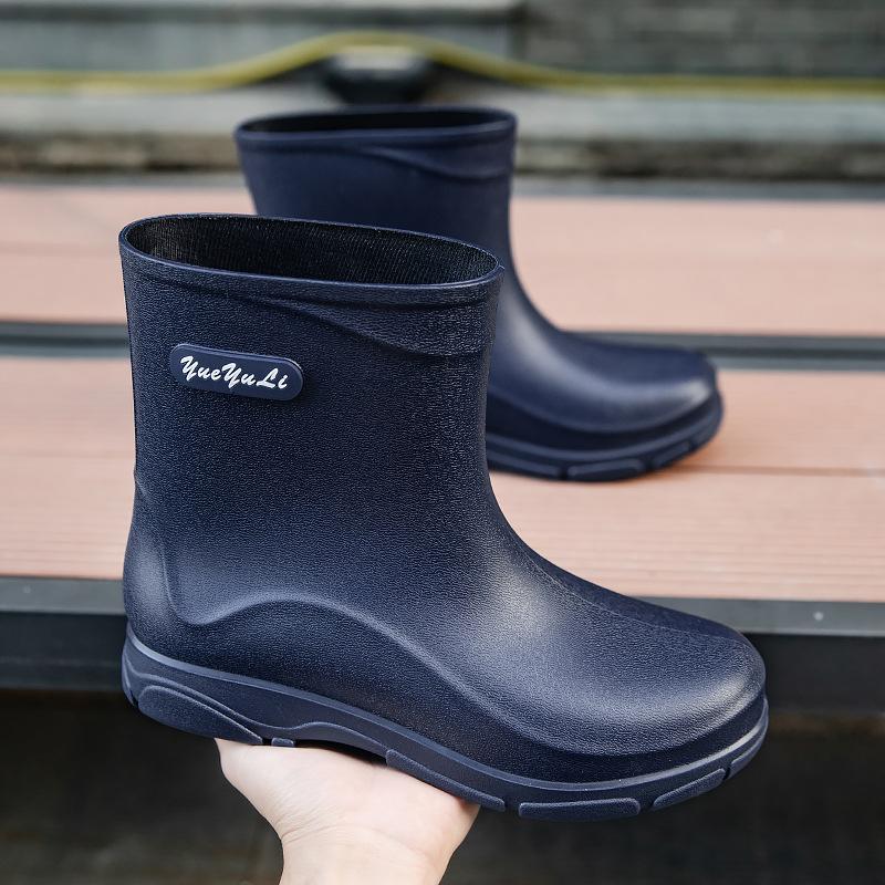 Men's Short Rain Shoes Non-slip and Waterproof Fashion Rain Boots Fleece Thermal Rubber Shoes Kitchen Work Short Tube Water Shoe Cover Shoes