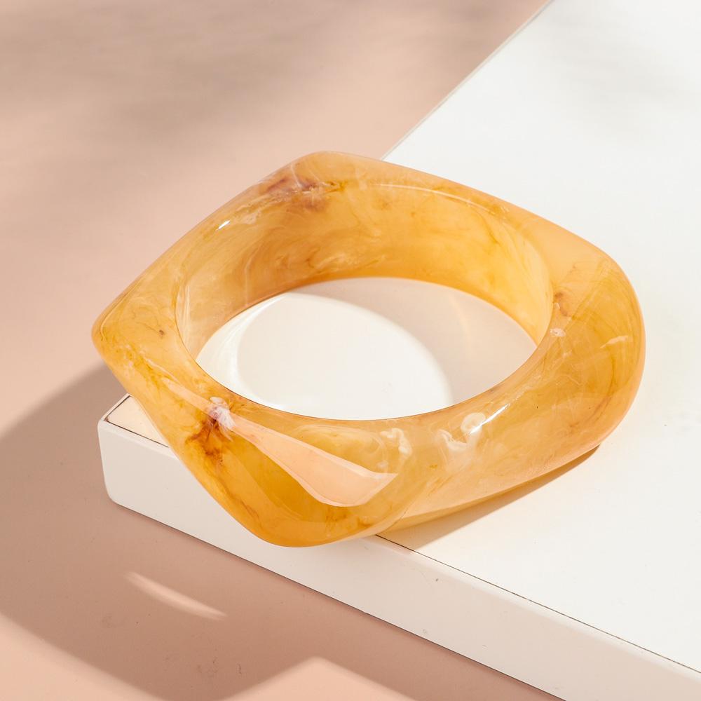 Exaggerated Big Irregular Square Acrylic Chunky Bangle for Women Summer Candy Color Resin Wide Bracelets Couple Jewelry Gifts