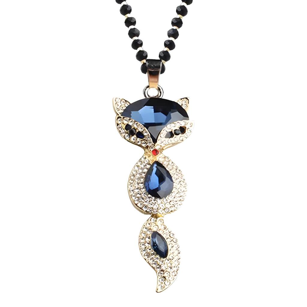 Elegant Cat's Eye Fox Pendant Necklace: Autumn/Winter Stylish Sweater Chain for Women
