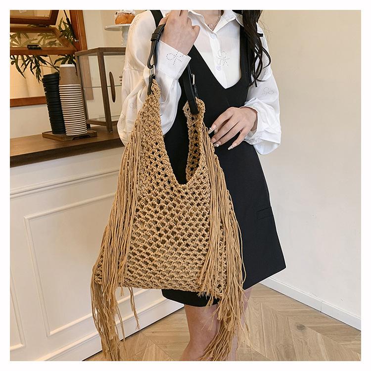 Tassel Bag Women's Hollow Handwoven Bag Beach Bag New Women's Shoulder Versatile Tote Bag